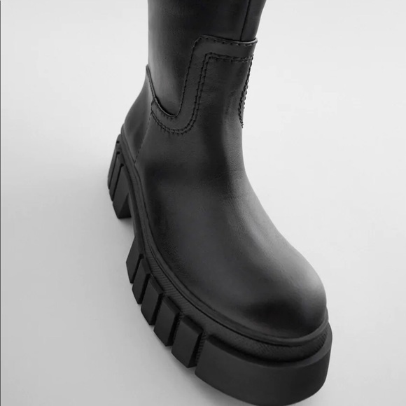 ZARA LEATHER LUG SOLE BOOTS - Picture 5 of 16